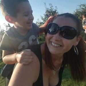 Meet your Posher, Lisa